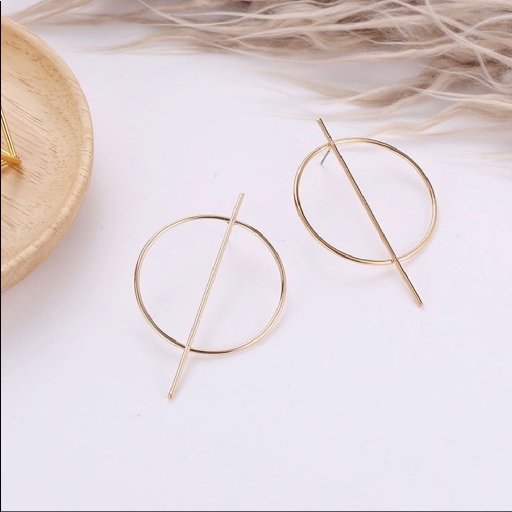 FREE❗️WITH BUNDLE❗️ Black Geometric Big Circle Earrings Silver/Black/Gold NWT - Picture 6 of 8